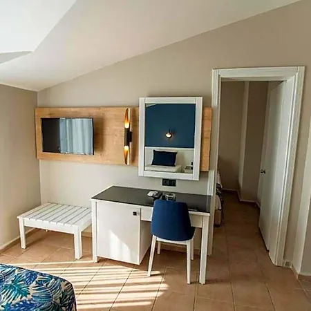 Mir'amor Garden 4* تيكيروفا