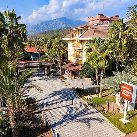 Mir'amor Garden 4* تيكيروفا